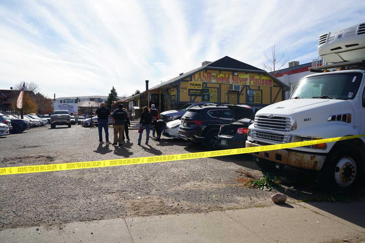 Investigators seize hundreds of stolen items in pawnshop scheme