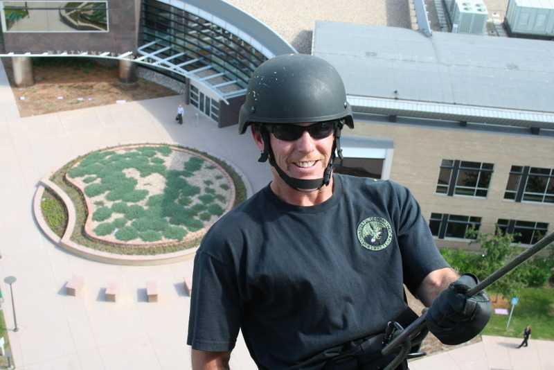 Senior Police Officer Scott Hopkins retires after 24 years with WPD