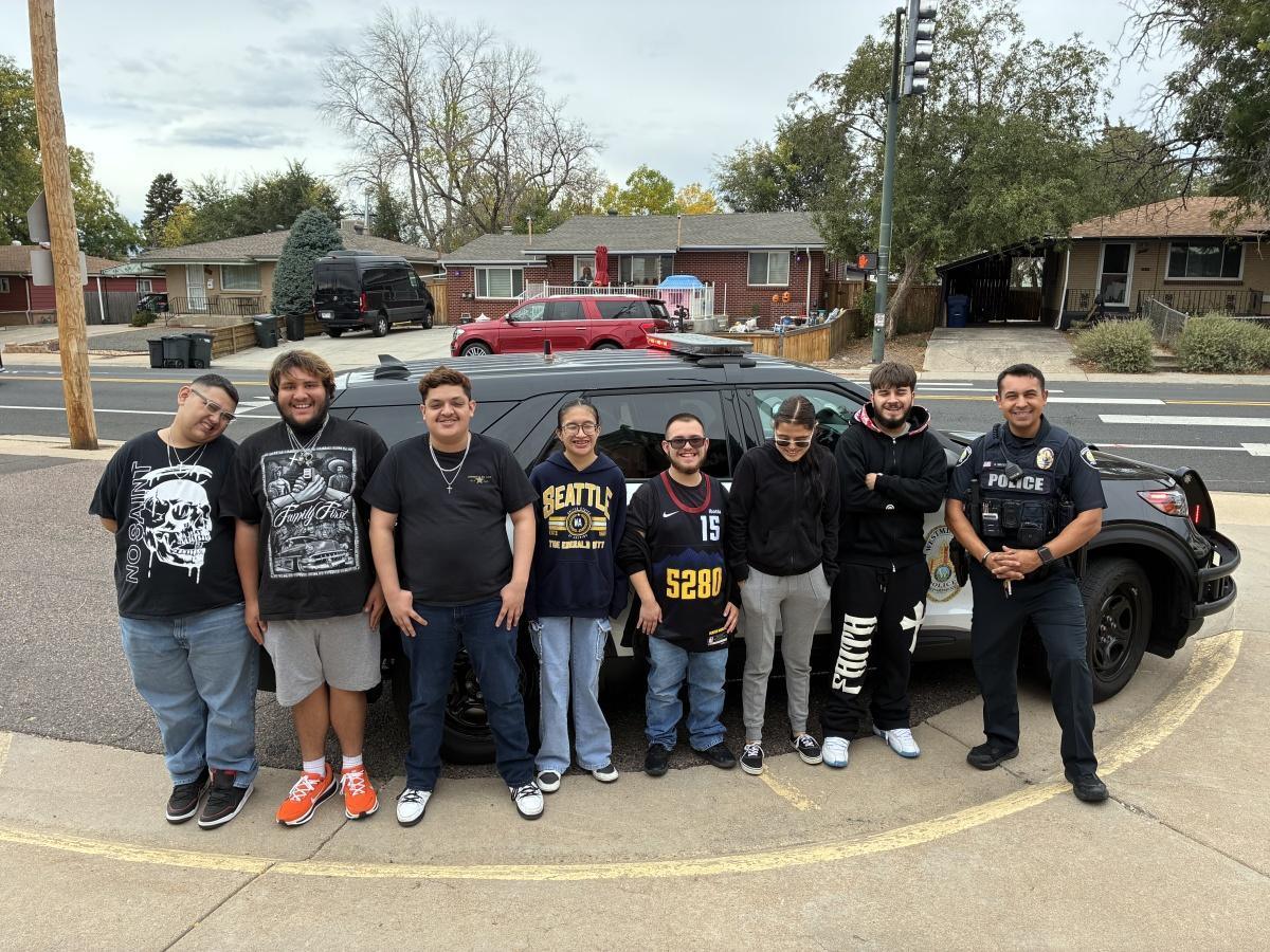 Officers visit students to discuss Blue Envelope Program
