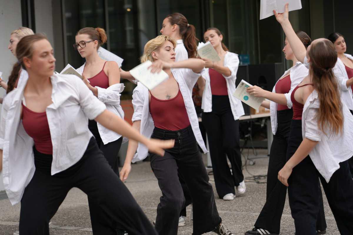 Venez assister à la soirée littéraire et artistique des HUS aux Bibliothèques Idéales de Strasbourg