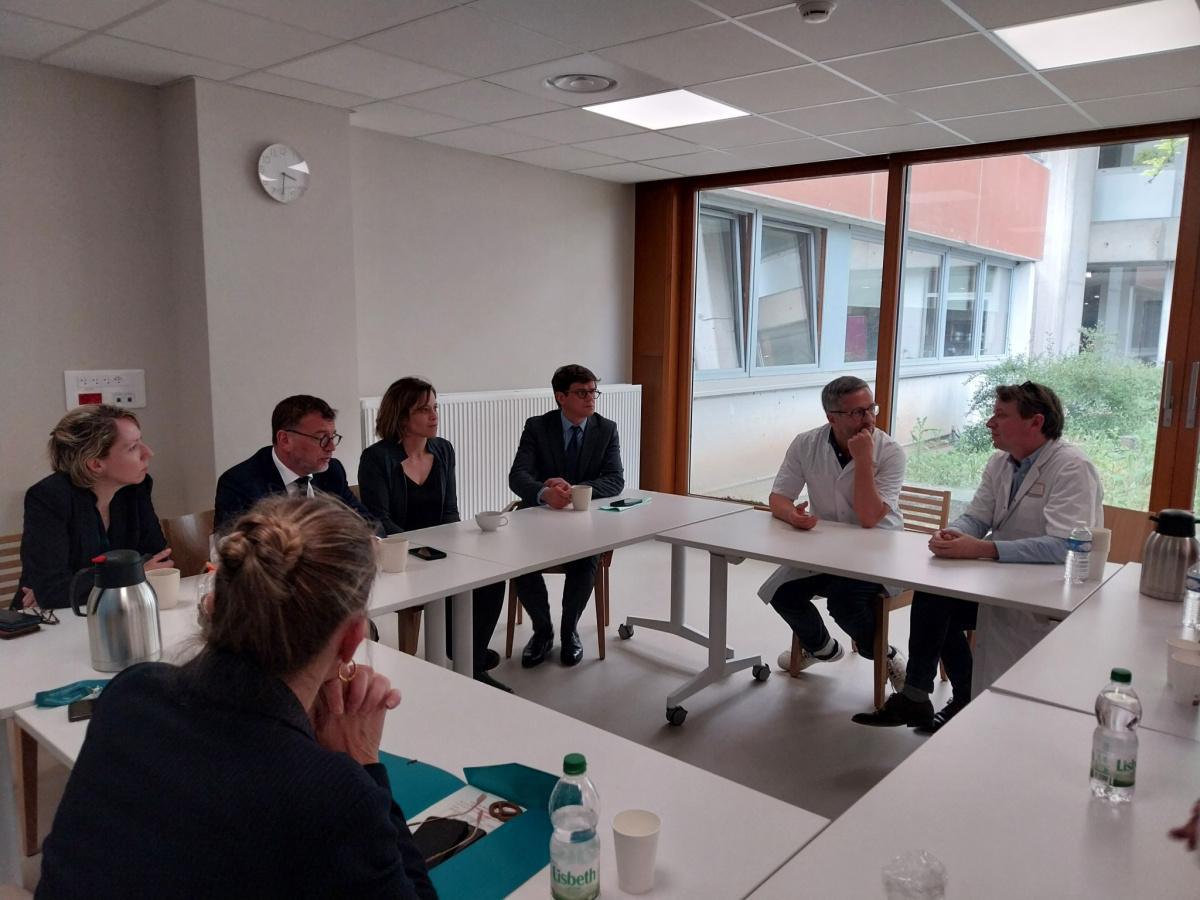 L'école au chevet des enfants hospitalisés