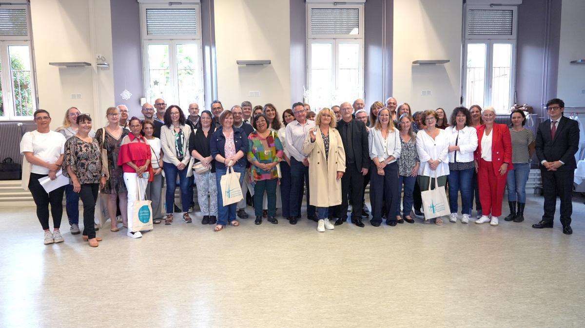 Remise de la médaille d'honneur du travail aux agents des HUS