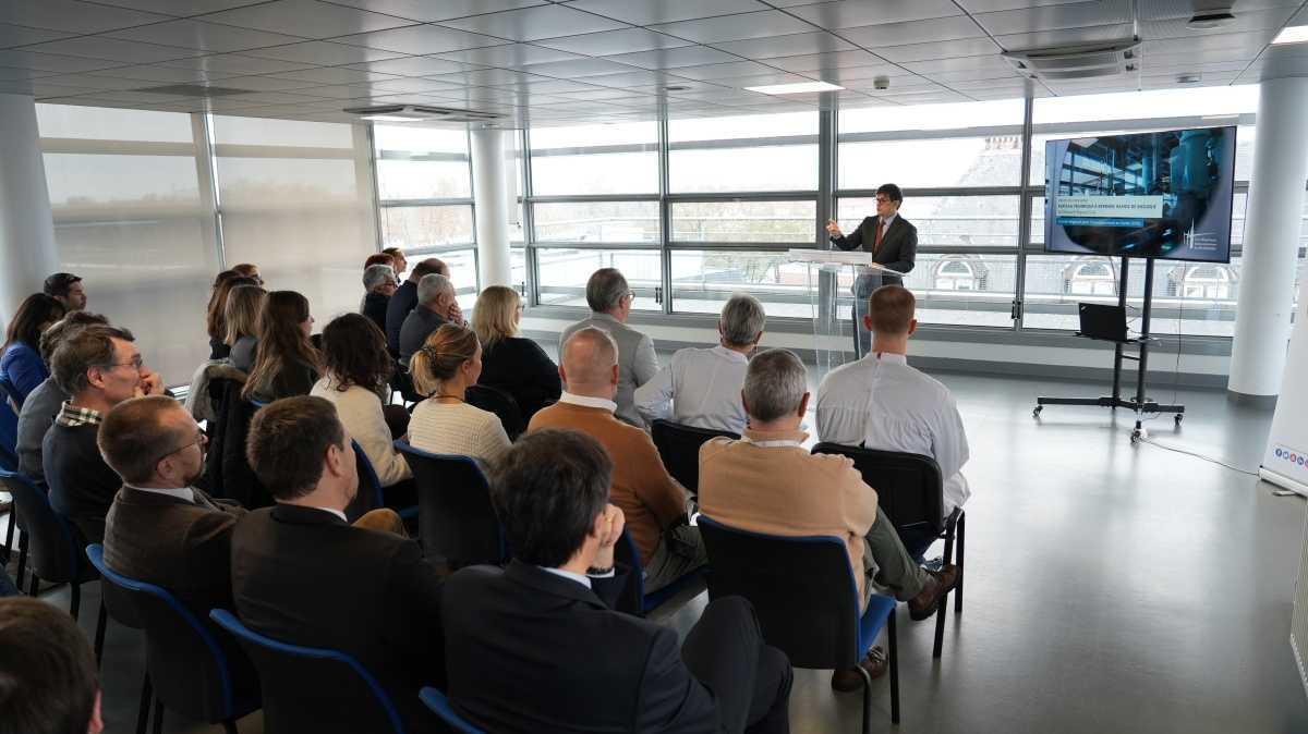 Les HUS se dotent d'un laboratoire de biologie de pointe sur le site du nouvel hôpital civil