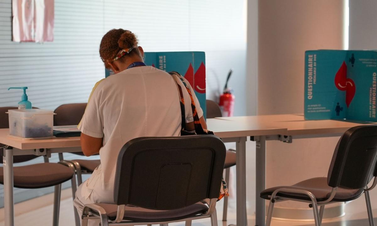 Septembre, mois de sensibilisation aux cancers du sang : un don de soi au bénéfice des malades pour les agents des HUS