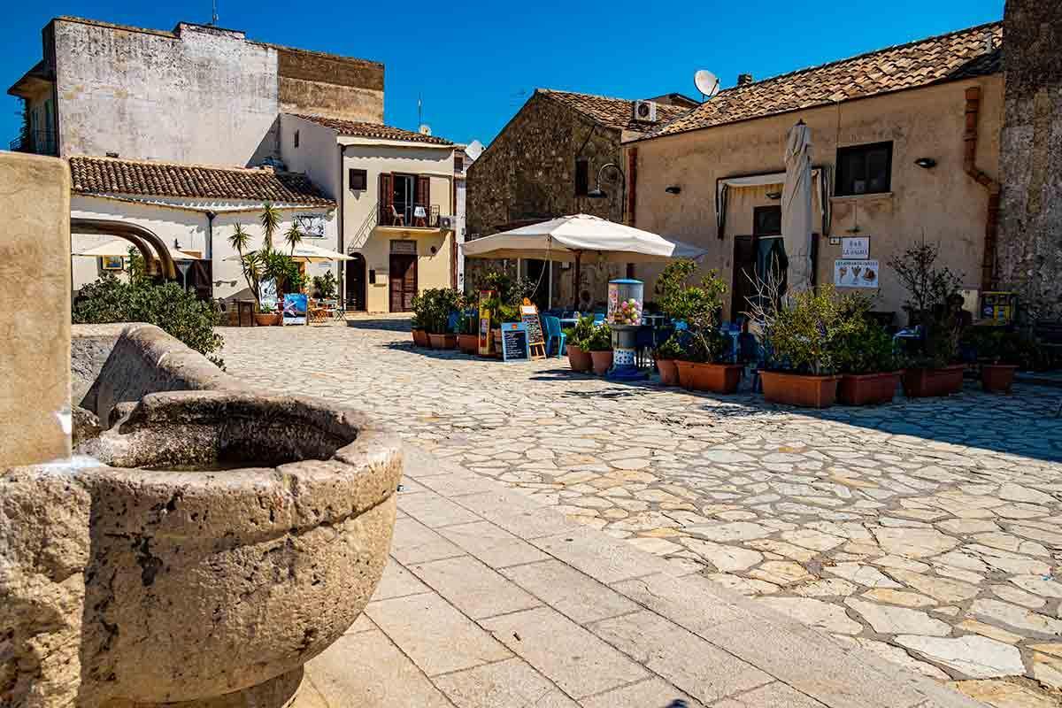 Piazza Nettuno
