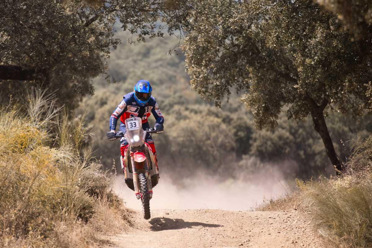 Alejandro Martins y Mario Olmedilla ganan la X Baja TT Dehesa Extremadura