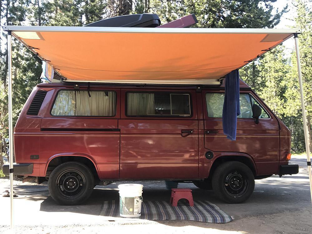 OR - Phoenix: 1987 Vanagon Westfalia Camper