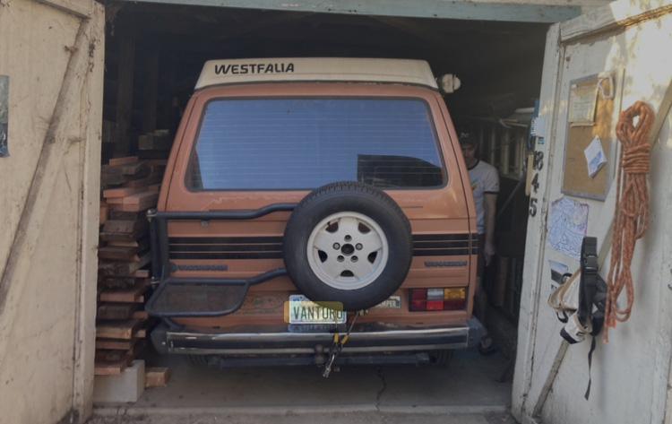 CA - Oakland: 1984 Vanagon Westfalia Camper