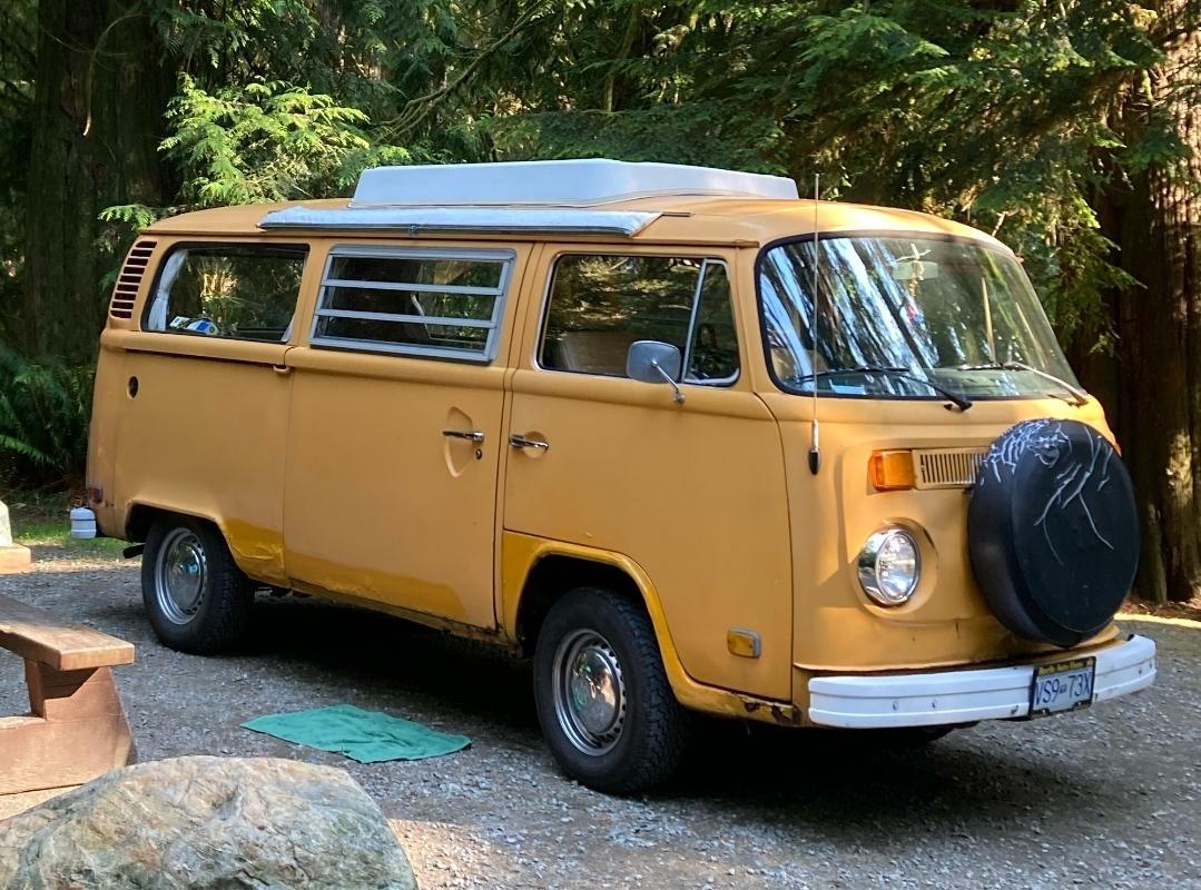 BC - Victoria: 1977 Bay Window Dorper Camper