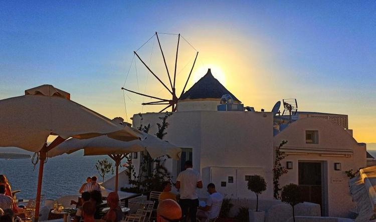 Sunset with a table view.