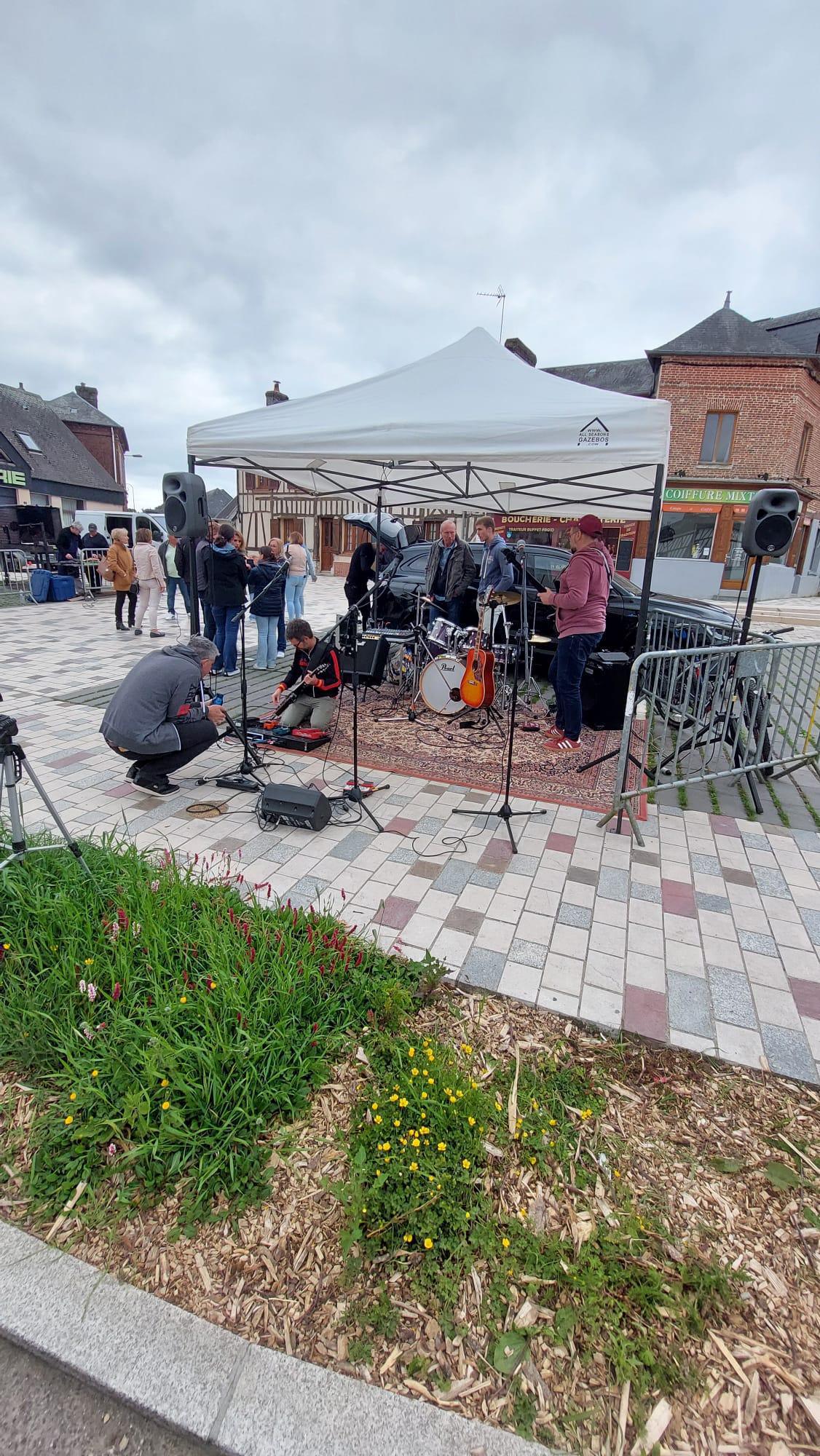 Retour en Images sur le Repas Champêtre et la Balade à Vélo du 24/05