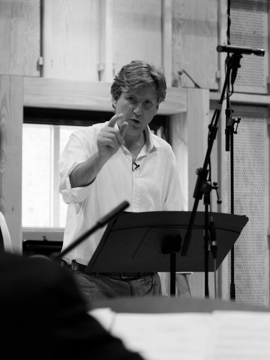 Antony Pitts conducting Dal'Ouna & Fifth Quadrant at Aldeburgh for Road to Jericho, 2011
