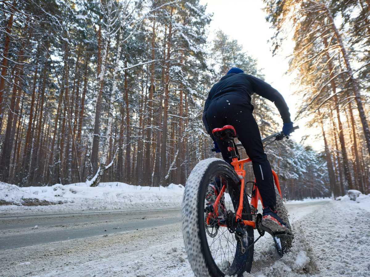 Et en hiver, quels vêtements de vélo faut-il choisir ? Et en hiver, quels vêtements de vélo faut-il choisir ?
