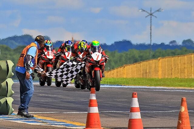 MOTO1000GP lota Autódromo de Goiânia no GP Pirelli