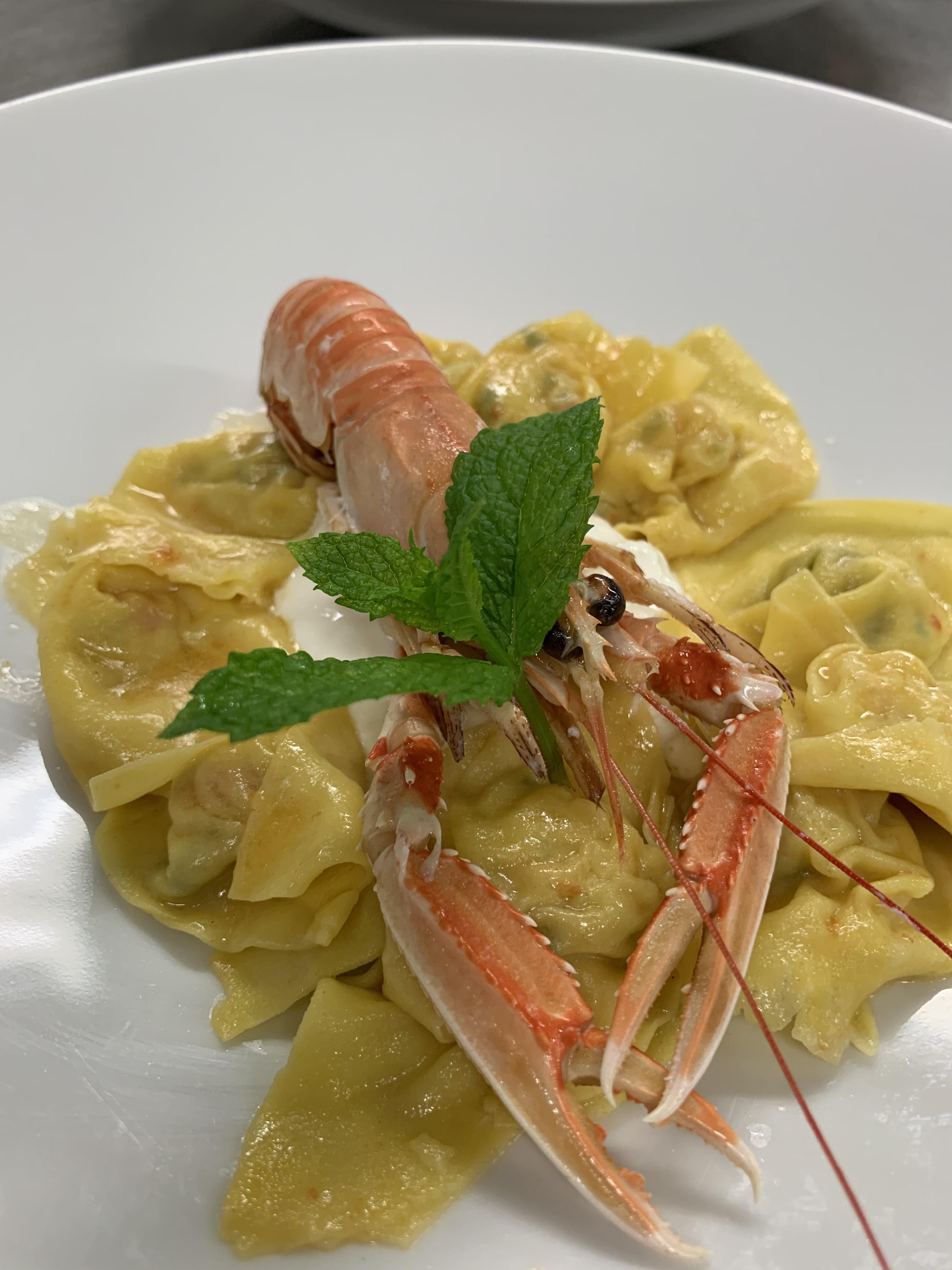 Tortelli Scampi e Burrata