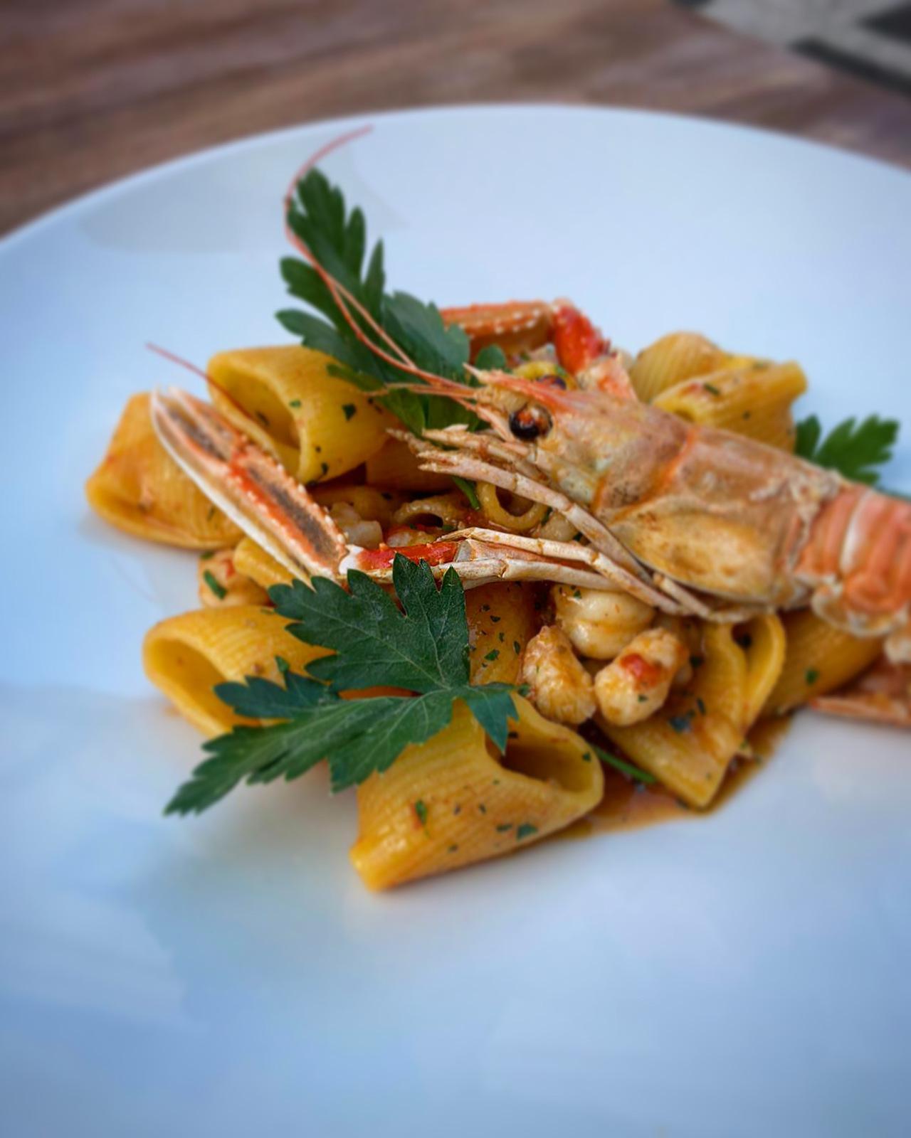 Paccheri con scampi