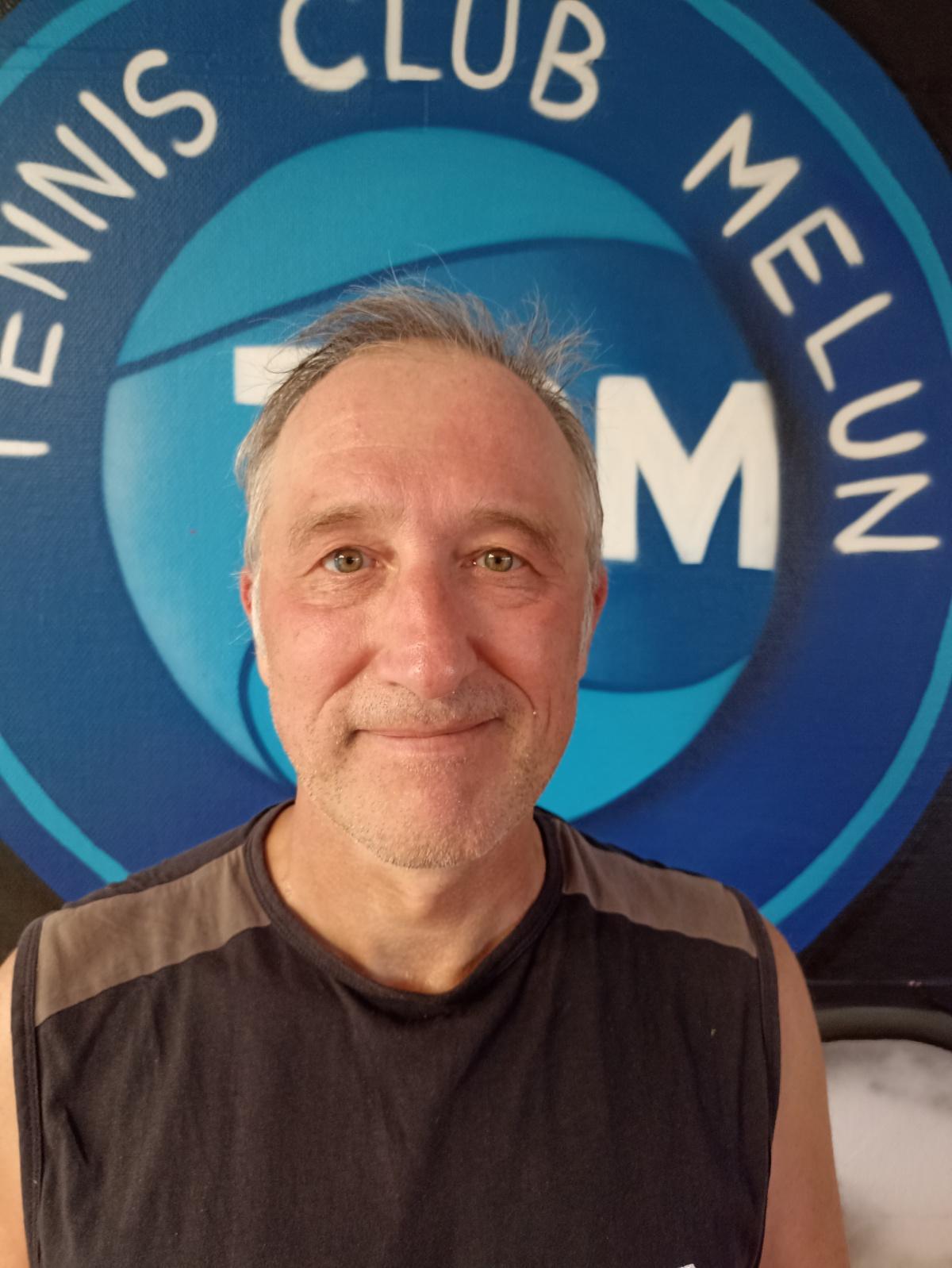 Les membres du bureau Les membres du bureau