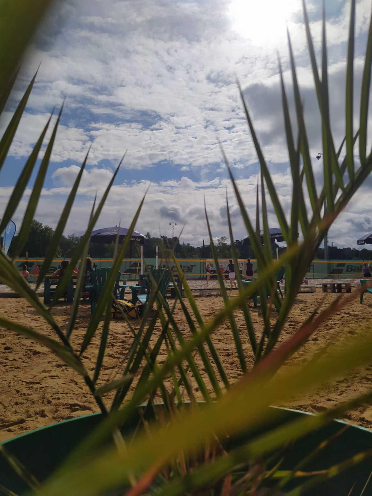Terrains de beach vu du chalet