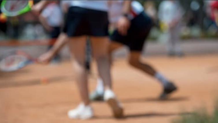 ENSEIGNER LE TENNIS À L’ÉCOLE