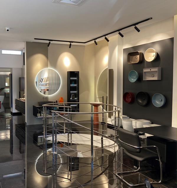 Showroom Latina 002
