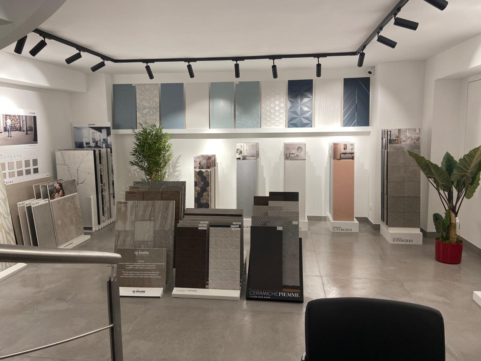 Showroom Latina 018