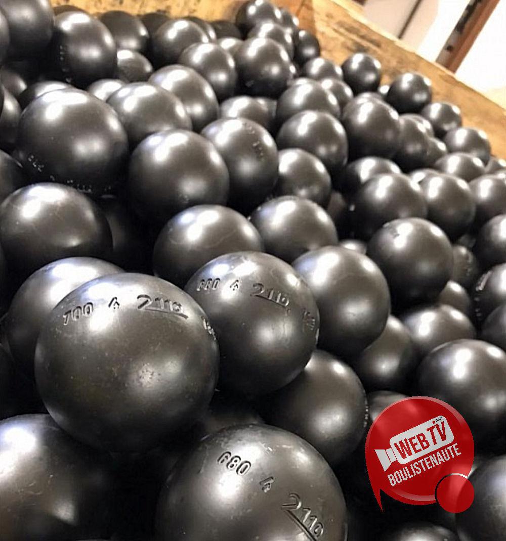 MS 2110 ANTI-REBOND Carbone TRÈS-TENDRE : 3 boules de pétanque compétition MS 2110 ANTI-REBOND Carbone TRÈS-TENDRE : 3 boules de pétanque compétition