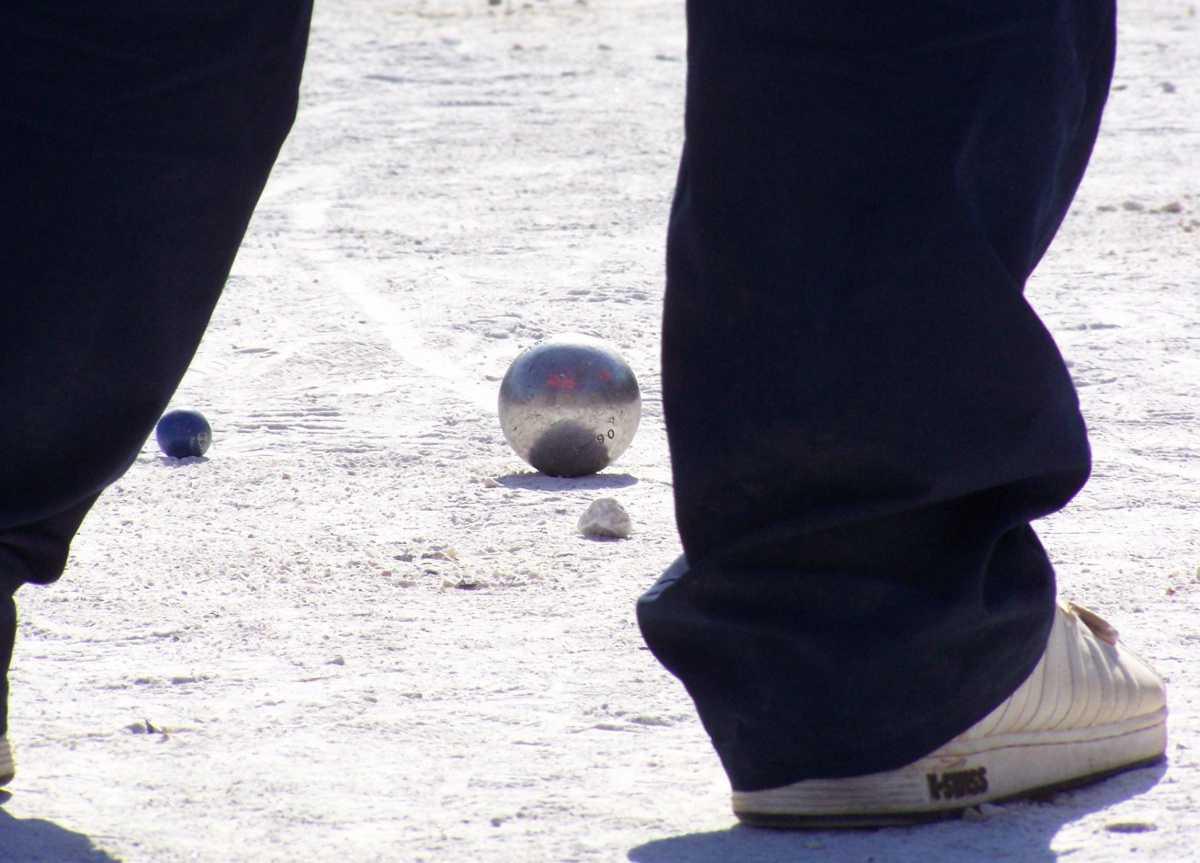 Conseils pour débuter à la pétanque : Une bonne pratique Conseils pour débuter à la pétanque : Une bonne pratique