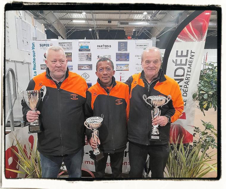 La triplette FELTAIN, SECHERRE, HELFRICK s'impose au National à pétanque de La Roche-sur-Yon édition 2023 La triplette FELTAIN, SECHERRE, HELFRICK s'impose au National à pétanque de La Roche-sur-Yon édition 2023