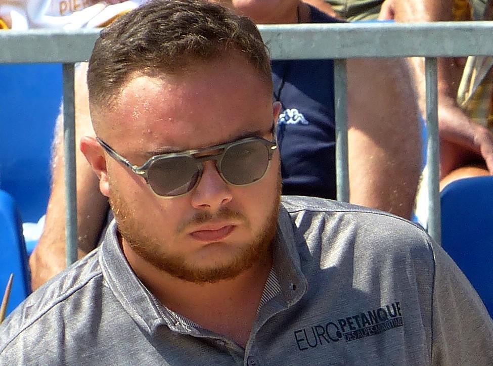 Huit clubs pour un titre Huit clubs pour un titre