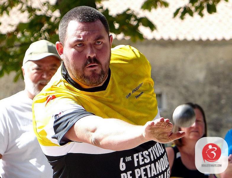Résumé « Beaux gestes pétanque » - 6e Festival des Alpilles 2023 à Eyguières Résumé « Beaux gestes pétanque » - 6e Festival des Alpilles 2023 à Eyguières