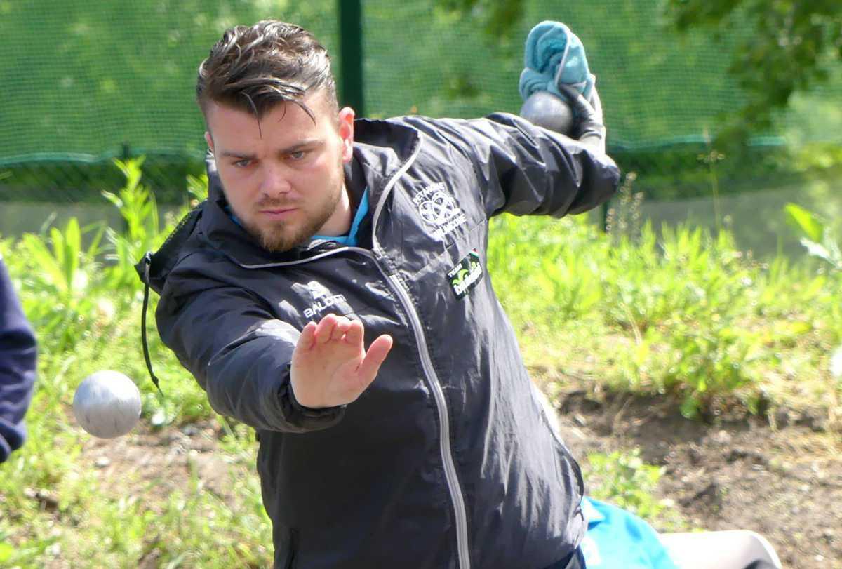 Pluie de titres à Andrézieux Pluie de titres à Andrézieux