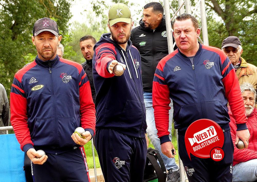 L'œil de Pierre FIEUX : National triplette à pétanque des Bords de Loire, Andrézieux-Bouthéon TOP 1000 L'œil de Pierre FIEUX : National triplette à pétanque des Bords de Loire, Andrézieux-Bouthéon TOP 1000