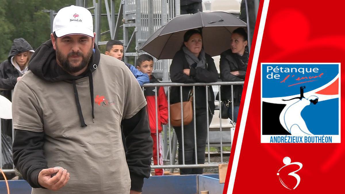 La série de vidéos "National triplette à pétanque d'Andrézieux-Bouthéon, TOP 1000 édition 2024" La série de vidéos "National triplette à pétanque d'Andrézieux-Bouthéon, TOP 1000 édition 2024"