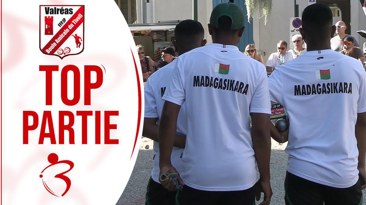 La série de vidéos "Supranational à pétanque triplette de Valréas, TOP 1000 édition 2024" La série de vidéos "Supranational à pétanque triplette de Valréas, TOP 1000 édition 2024"