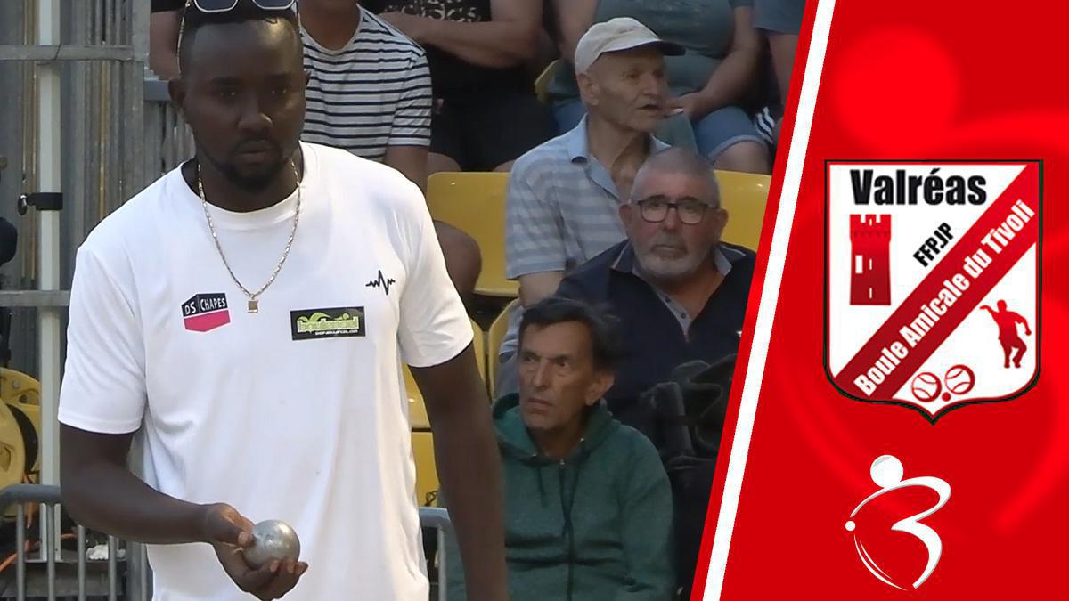 La série de vidéos "Supranational à pétanque triplette de Valréas, TOP 1000 édition 2024" La série de vidéos "Supranational à pétanque triplette de Valréas, TOP 1000 édition 2024"
