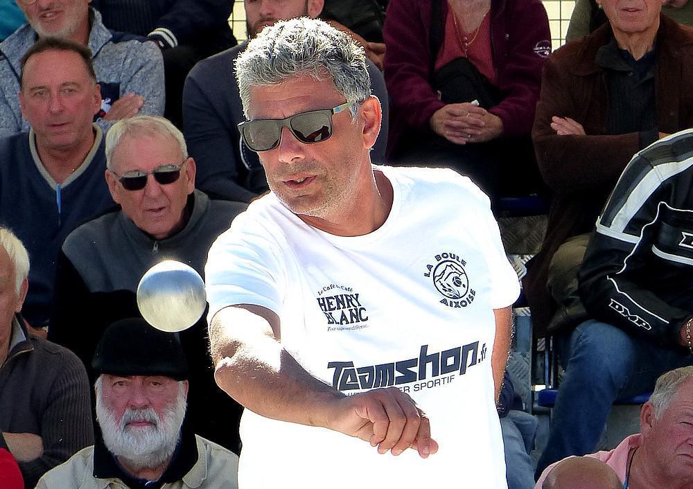 Pétanque : Bonetto en patron Pétanque : Bonetto en patron