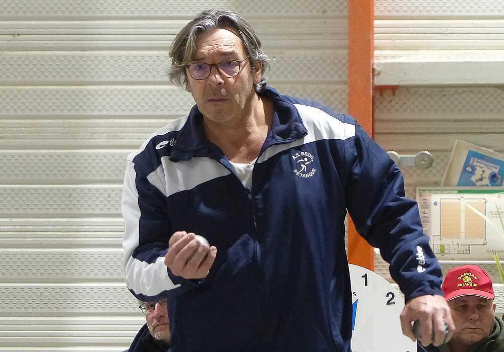 Pétanque : Lucien, Zimmermann, Robillard, ça envoie à Orléans ! Pétanque : Lucien, Zimmermann, Robillard, ça envoie à Orléans !