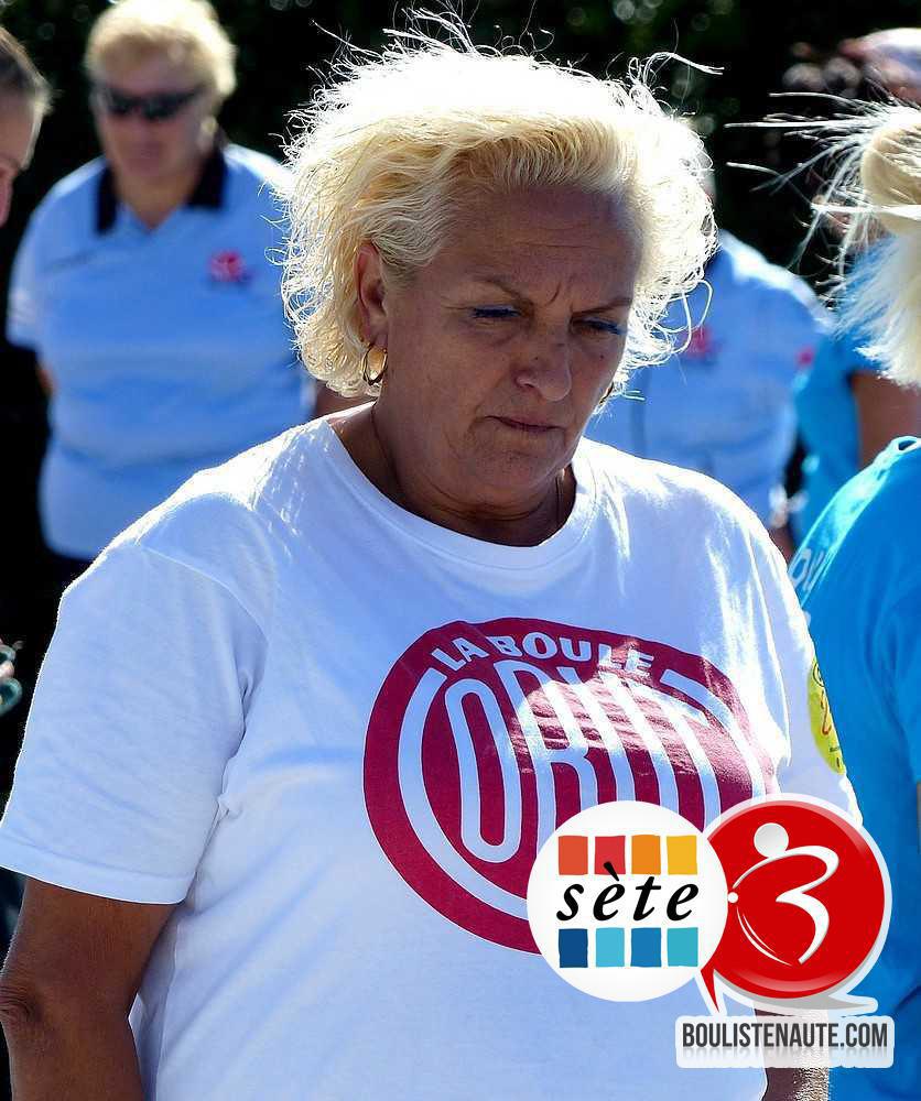 Pétanque : Jeux de dames à Sète