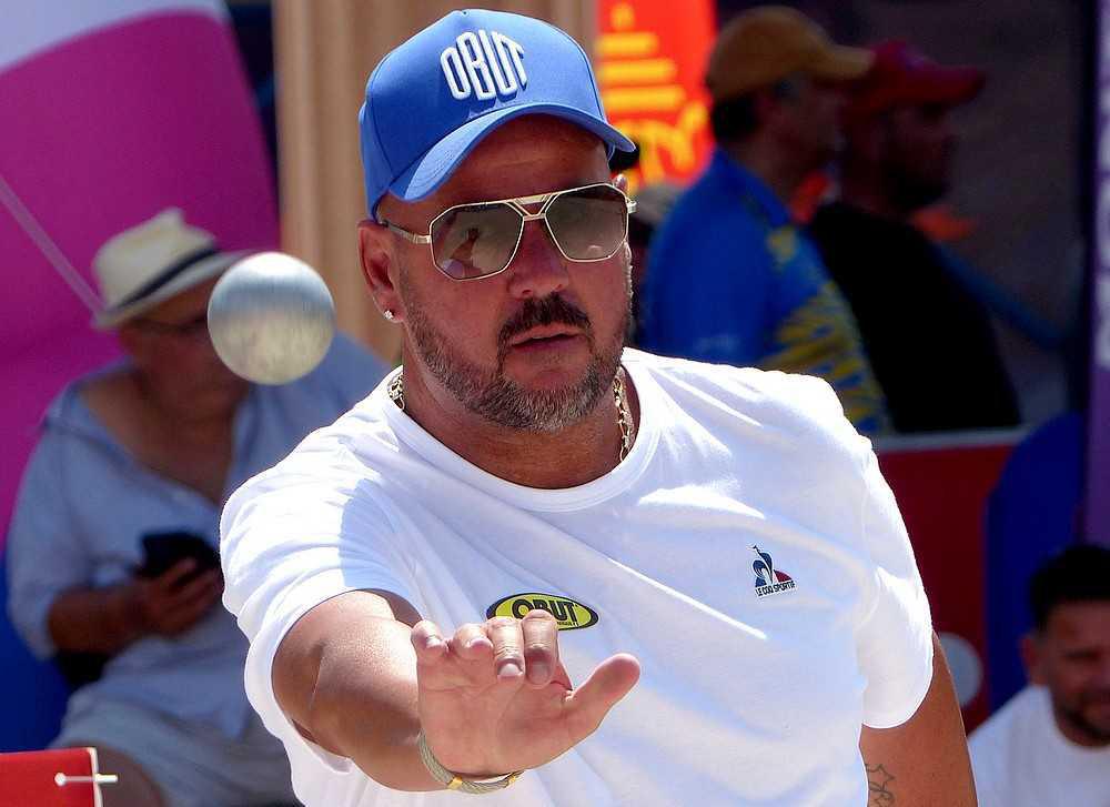 Valréas, de plus en plus haut Valréas, de plus en plus haut