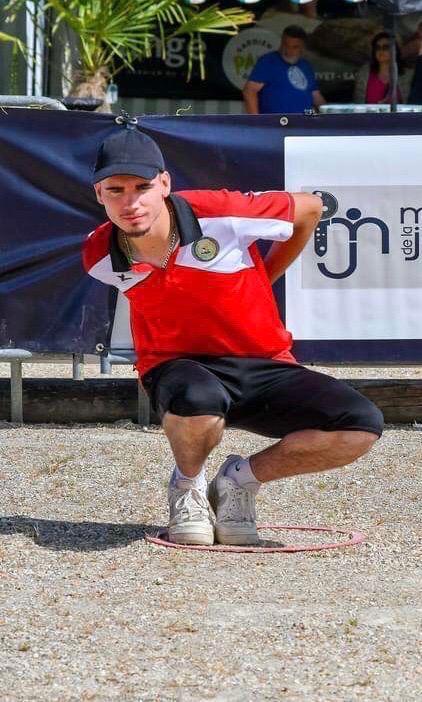La pétanque en format roi : tête-à-tête « Plein Fer » au château de Percey