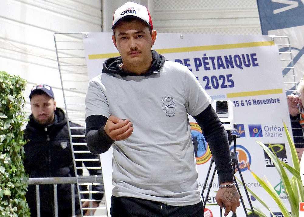 Rousseau règne à Orléans Rousseau règne à Orléans