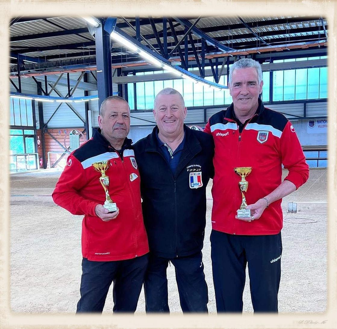 Les champions du Rhône doublette vétéran à pétanque 2023 Les champions du Rhône doublette vétéran à pétanque 2023