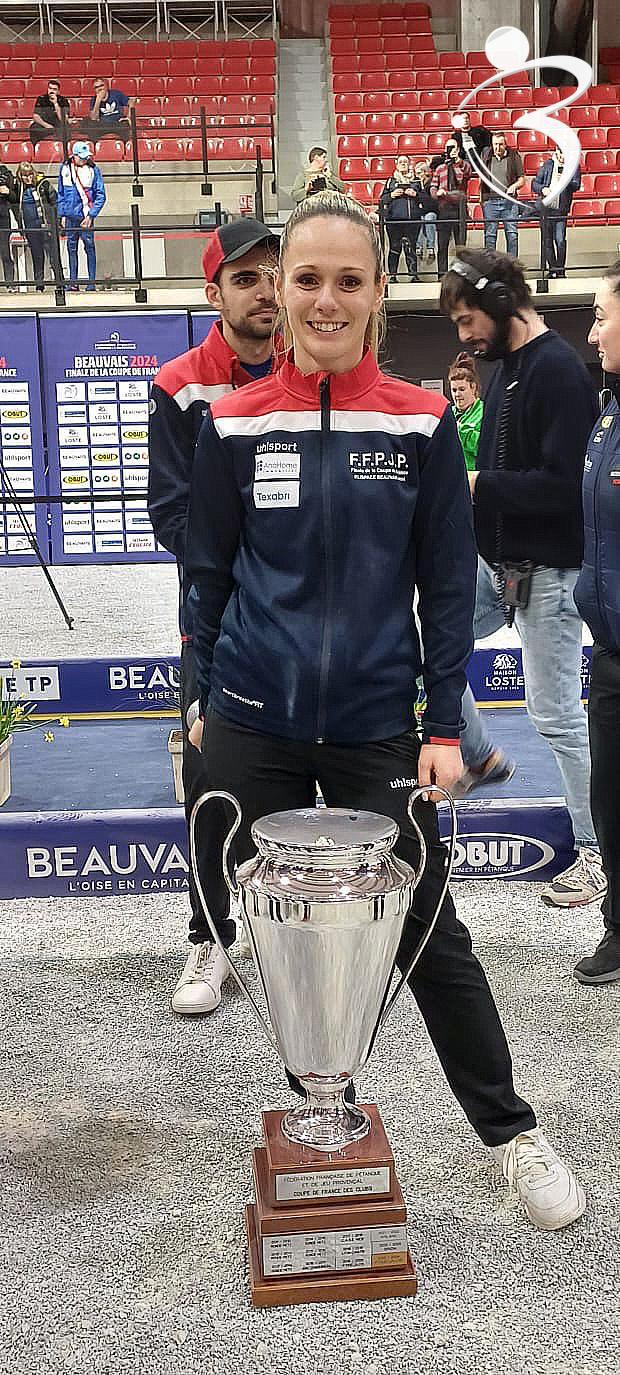 Fréjus triomphe en beauté : Victoire en Coupe de France des Clubs de pétanque