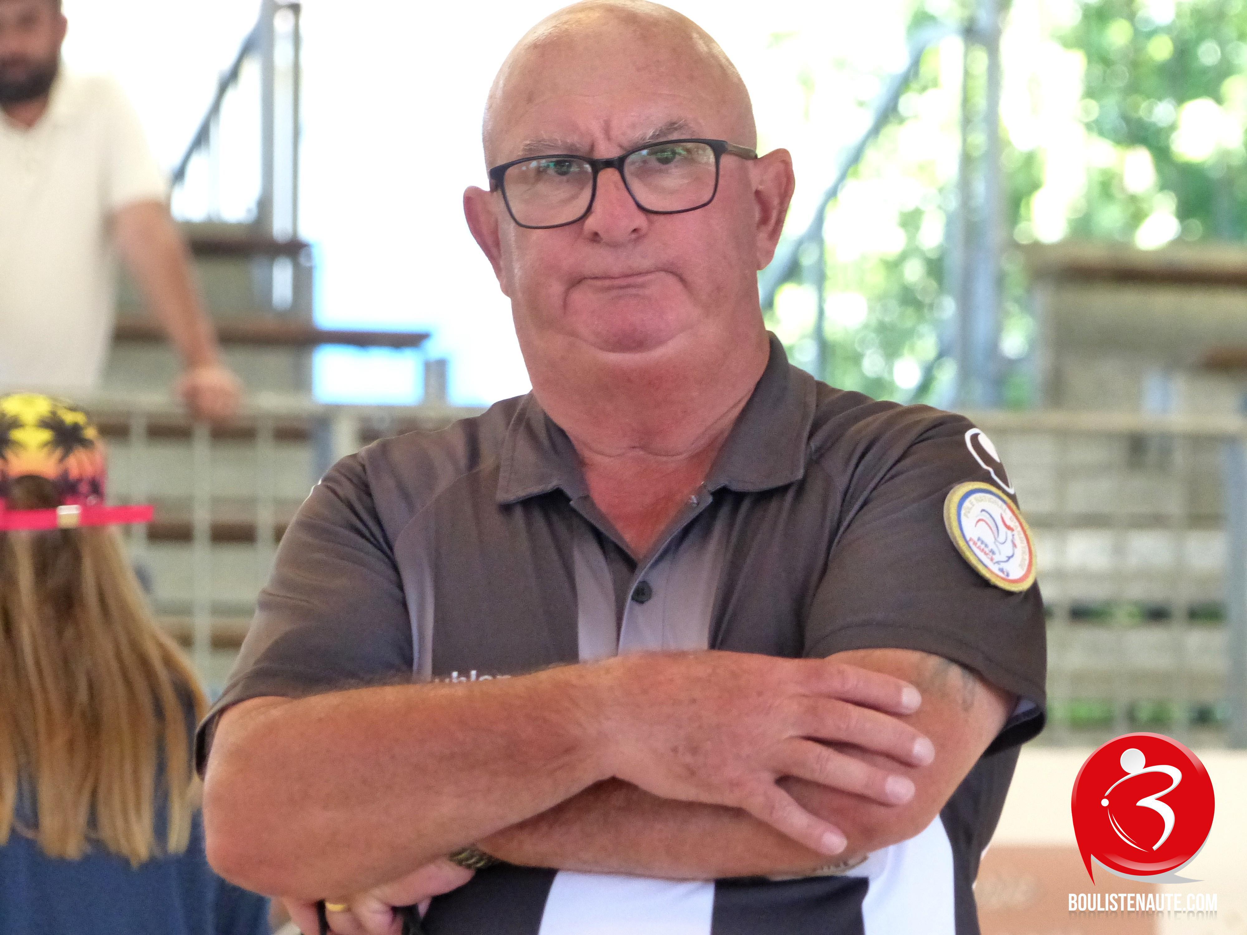 L'arbitre International Jean-Marie Mehouas - National triplette mixte de l'Albret à Nérac - Pétanque Boulistenaute TV 2025