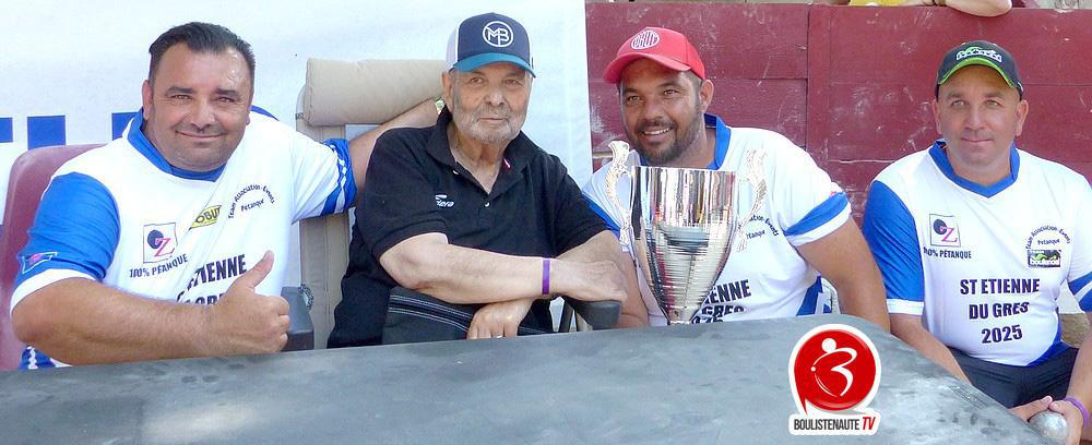 Pierre INGOGLIA avec les vainqueurs - Festival des Alpilles - Arènes de Saint-Étienne-du-Grès 2025