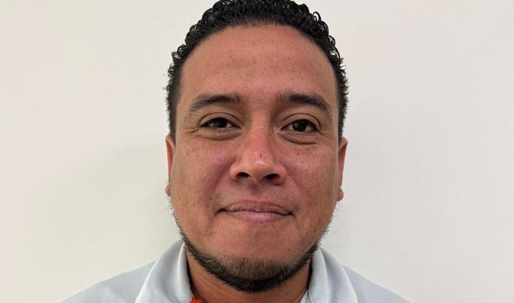 Carlos Dominguez