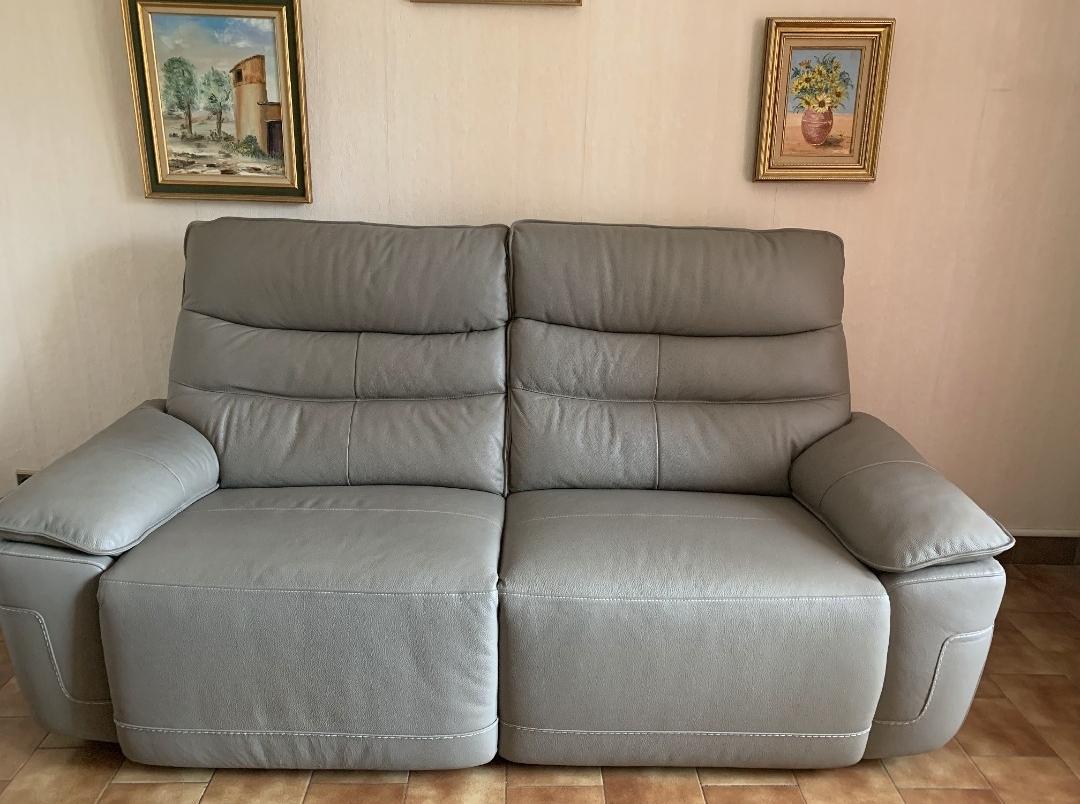 CANAPE 2/3 PLACES EN CUIR