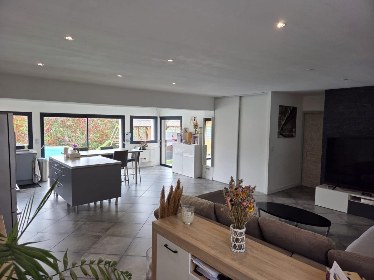 MAISON T5 DE PLAIN-PIED _ MARTIGUES