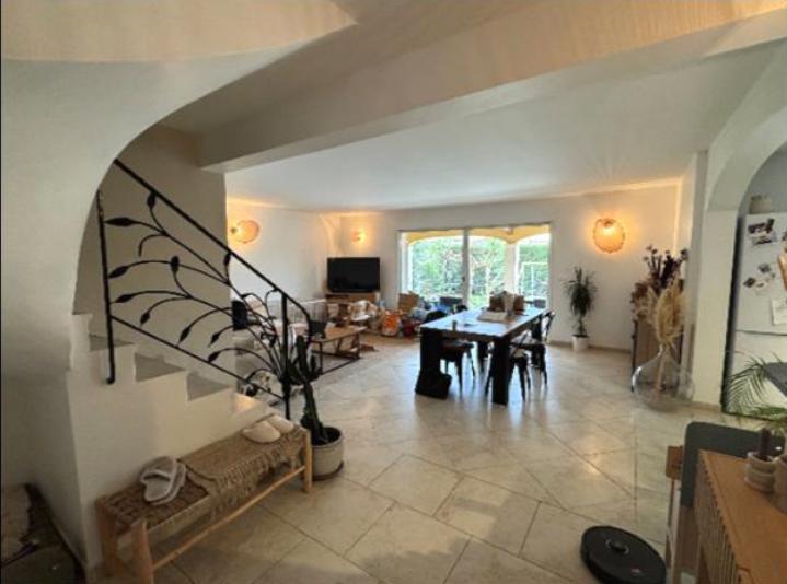Maison 5 pièces – 134 m² à Pélissanne