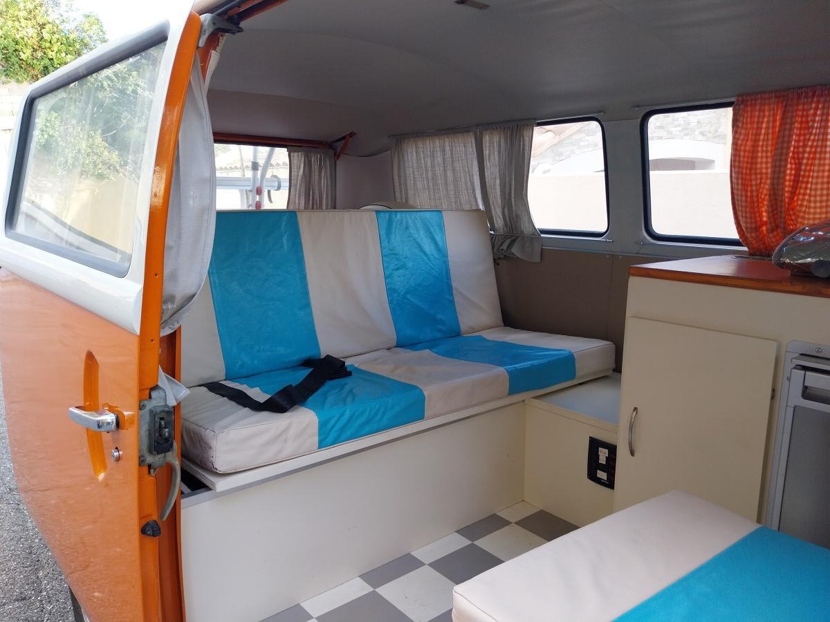 Combi Volkswagen T2 B - année 1978